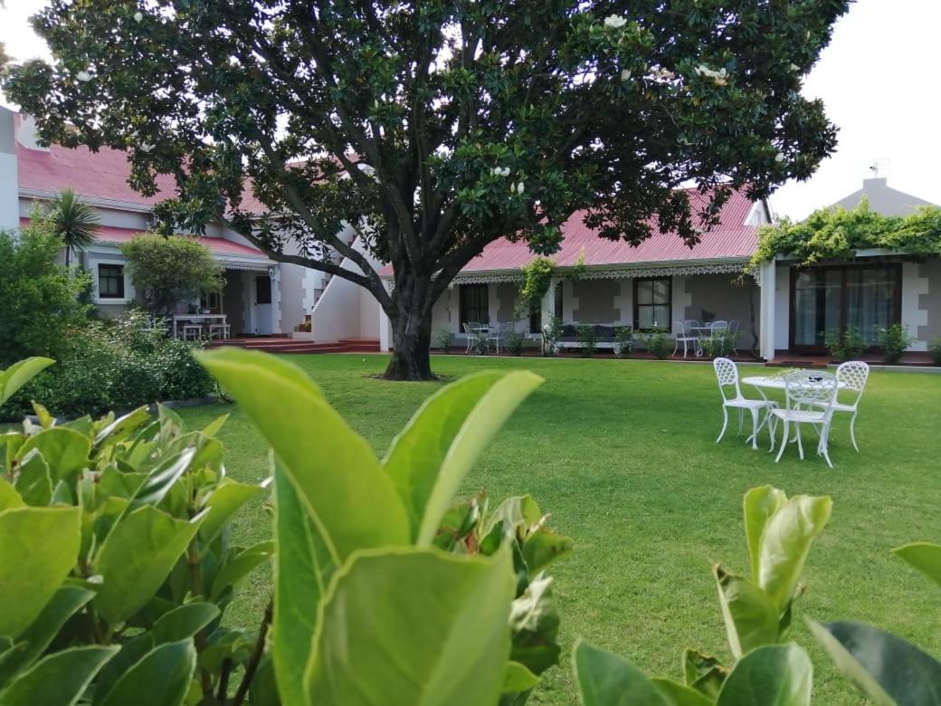Monte Rosa Guesthouse รอว์สันวิลล์ ภายนอก รูปภาพ