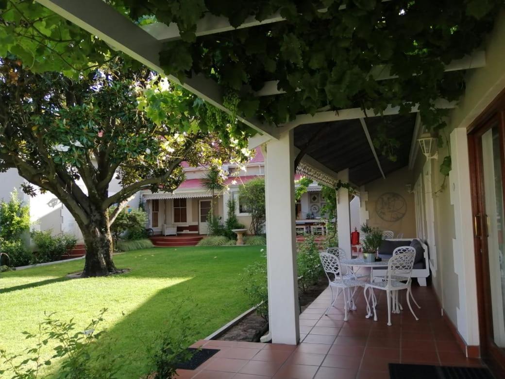 Monte Rosa Guesthouse รอว์สันวิลล์ ภายนอก รูปภาพ