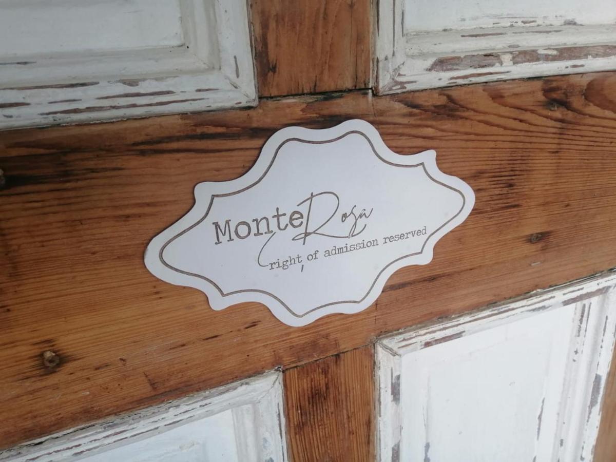 Monte Rosa Guesthouse รอว์สันวิลล์ ภายนอก รูปภาพ